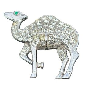 Vintage ORA Rhinestone Camel Brooch Silver Tone Green Eye Figural Pin MCM